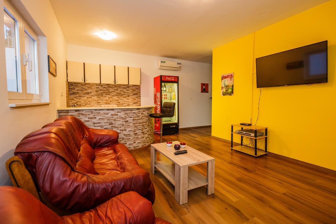 Villa Nora Трогир Екстериор снимка