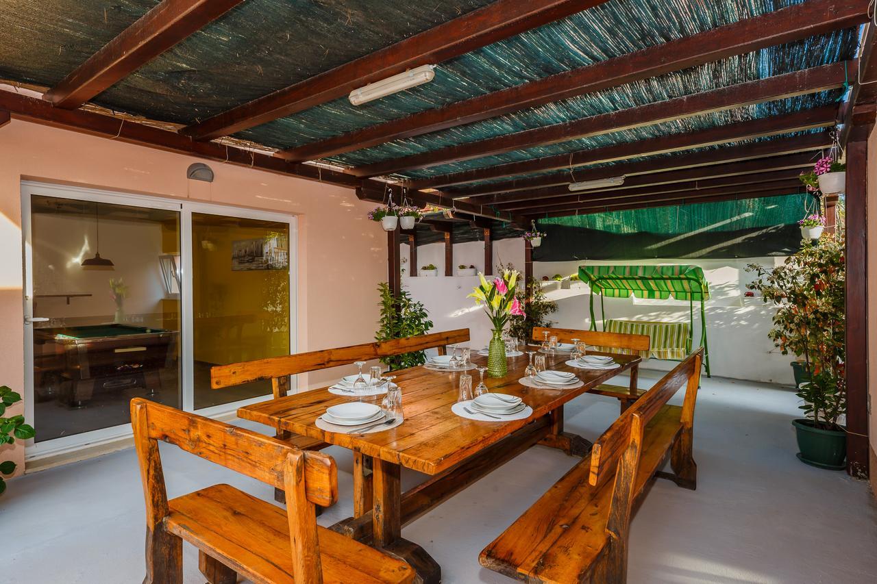 Villa Nora Трогир Екстериор снимка