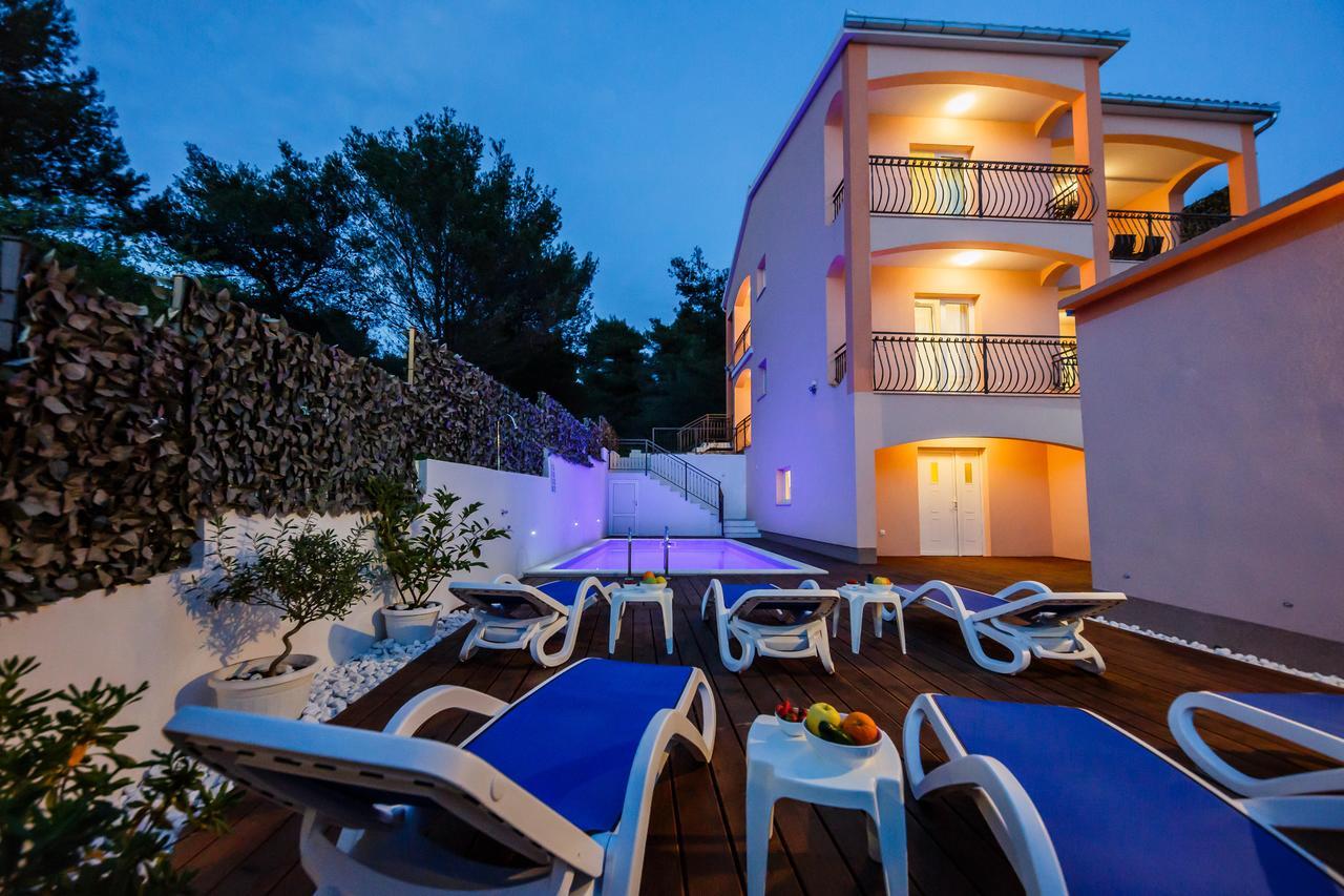 Villa Nora Трогир Екстериор снимка