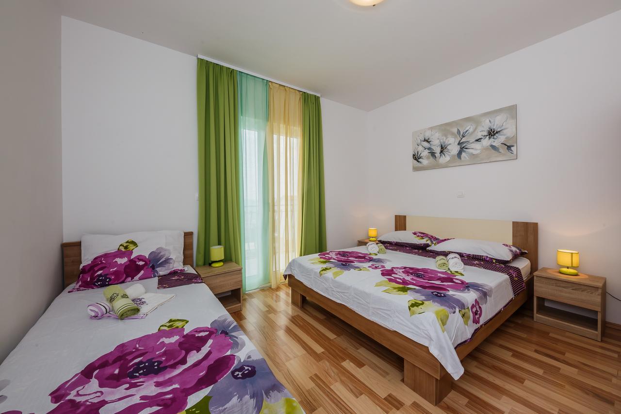 Villa Nora Трогир Екстериор снимка