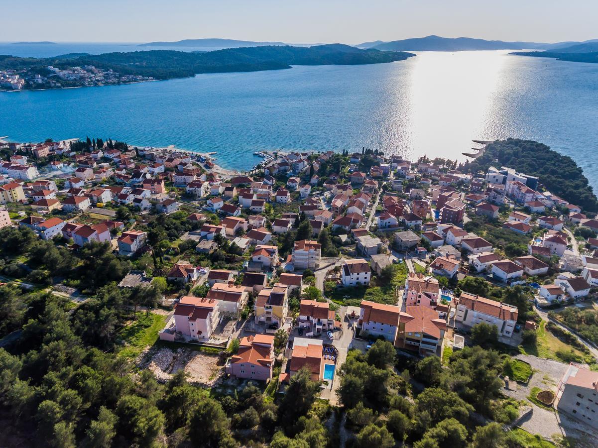 Villa Nora Трогир Екстериор снимка